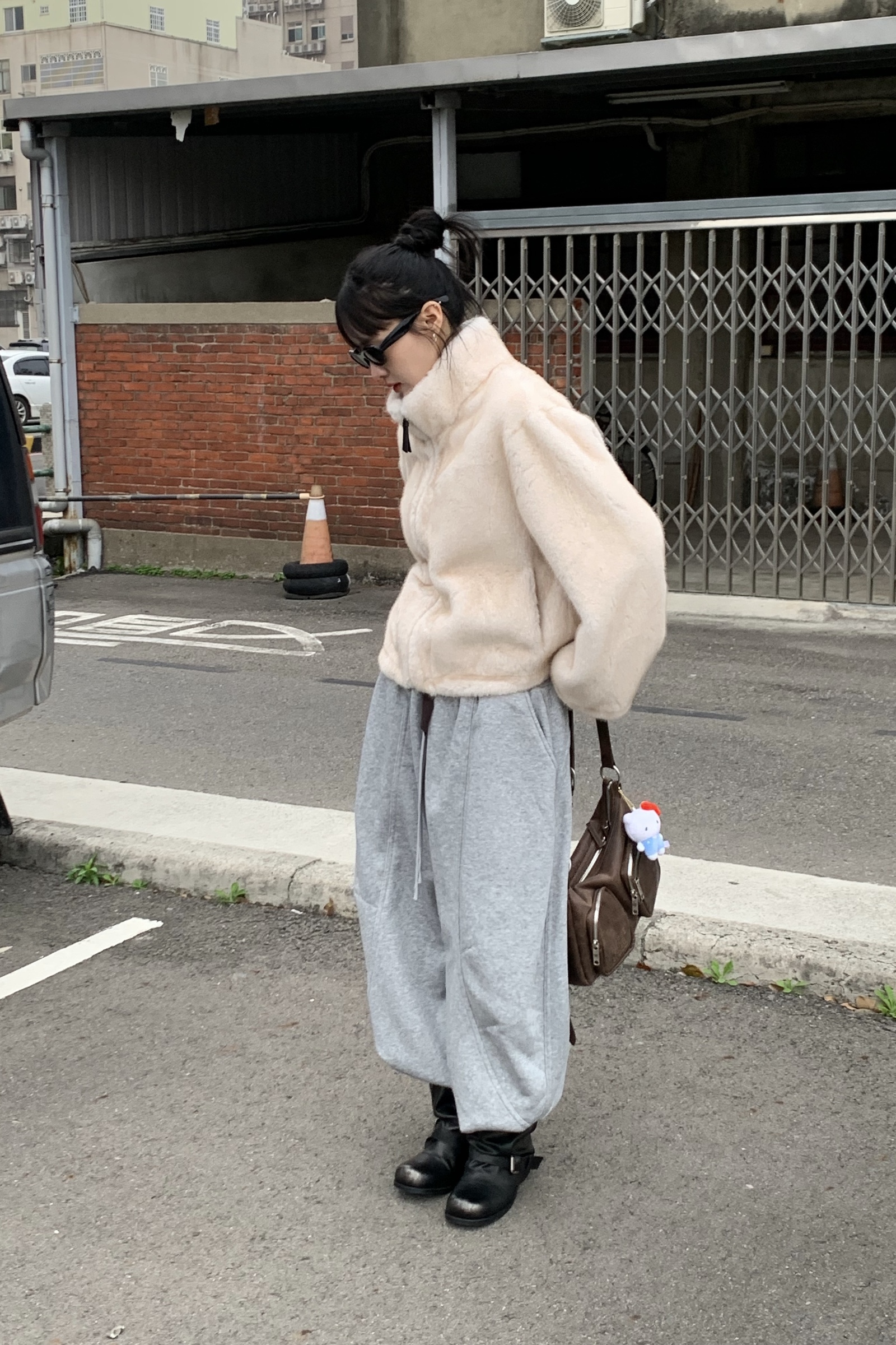 B541B30C-B553-48C5-BAF6-4639C9612B63