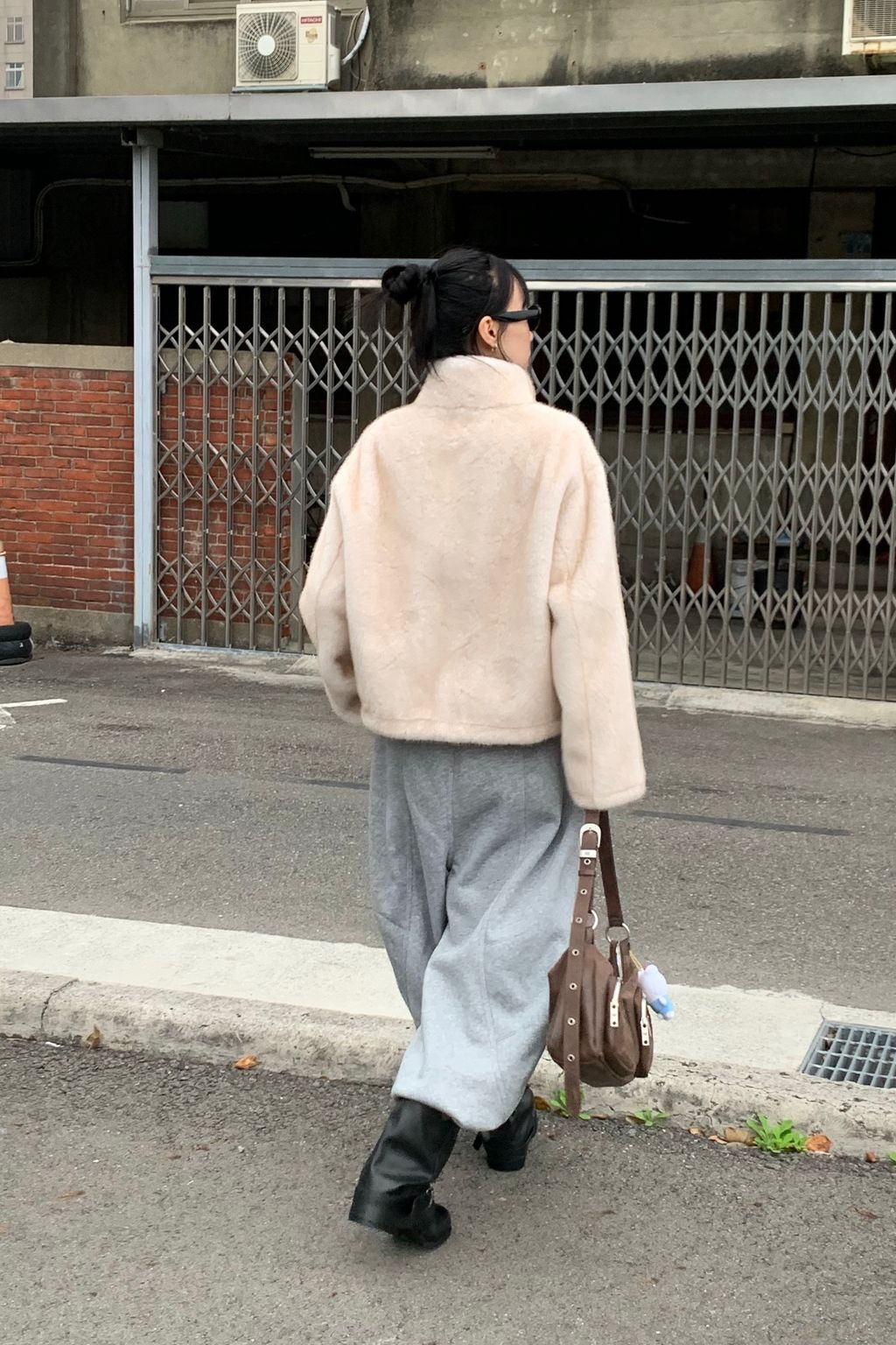 4C117833-3BE8-482B-AC4E-DA3350898CEB