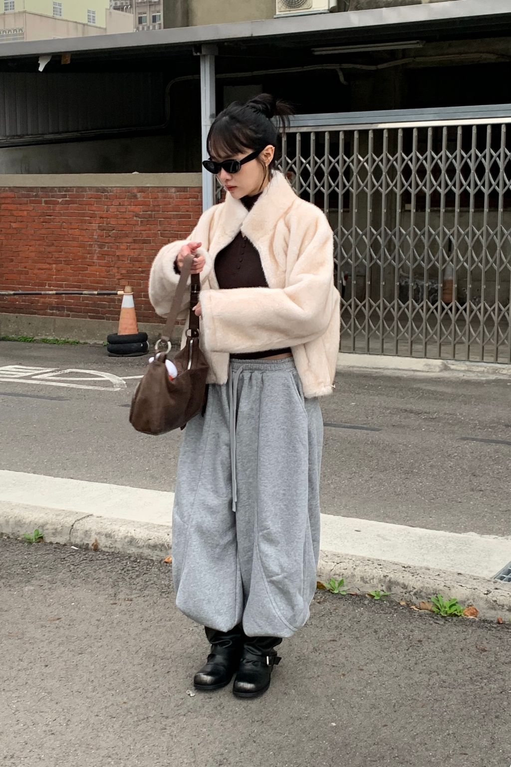 CF446760-B516-4D44-B0DA-9AD3D02B2C47