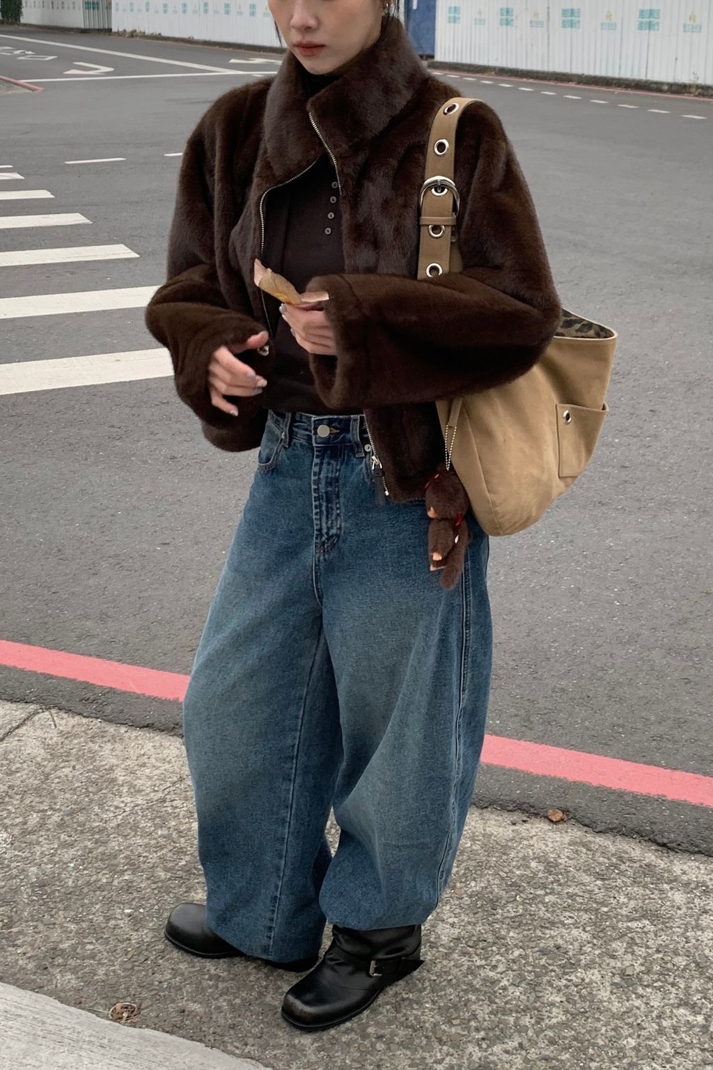 BCEB1D91-A0EF-4109-97E0-47930C43E1E4