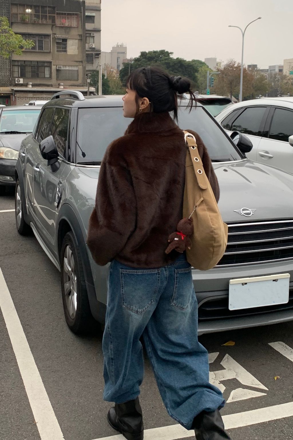 F686F3B4-18FF-4779-9D59-C98D67A140BE