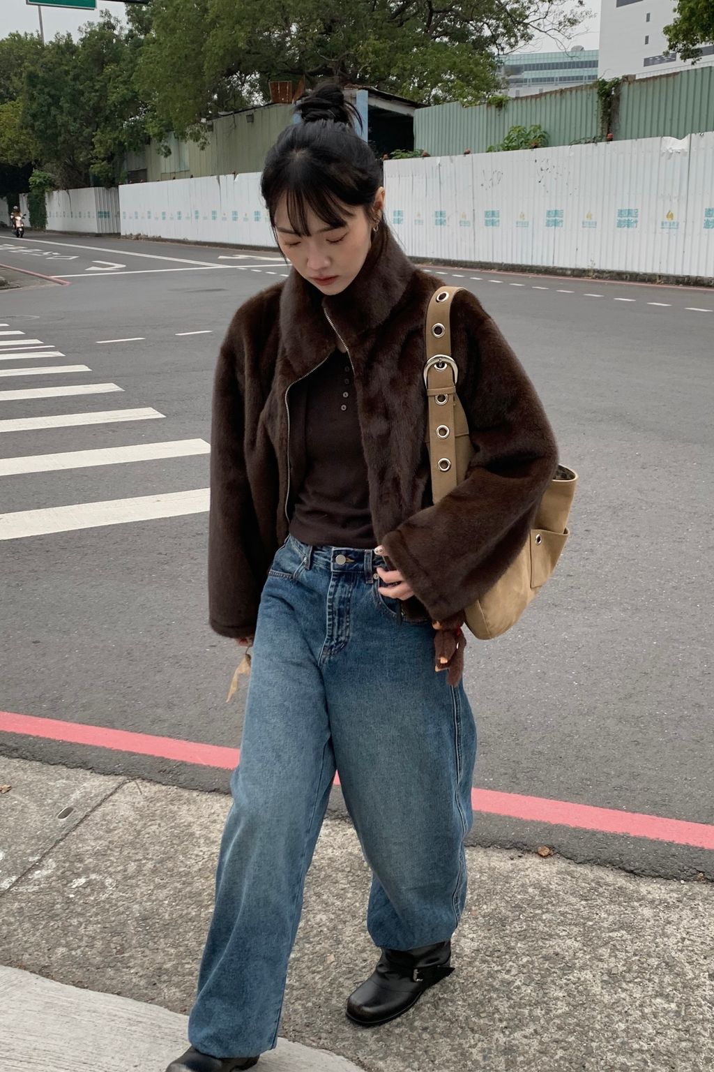 BE2D5080-B5F0-4D42-B140-E8FB8F851B2B