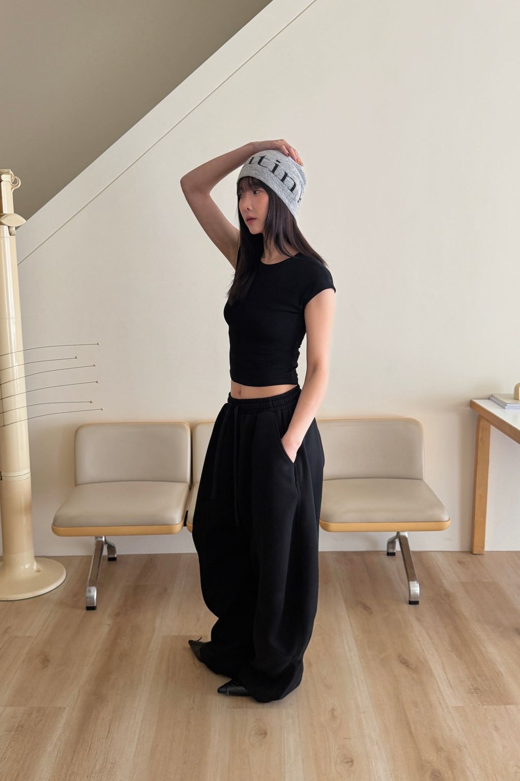 C0E6AF23-B0AA-4147-8AC1-58BC3FE06F5F 2