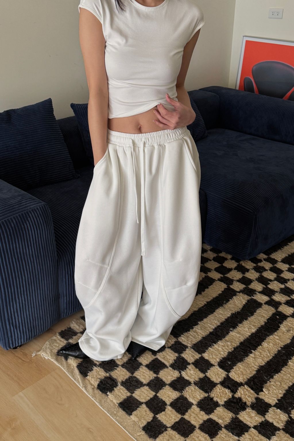 B00CB658-F8BF-4B7B-8D93-1A9F7EC4A887