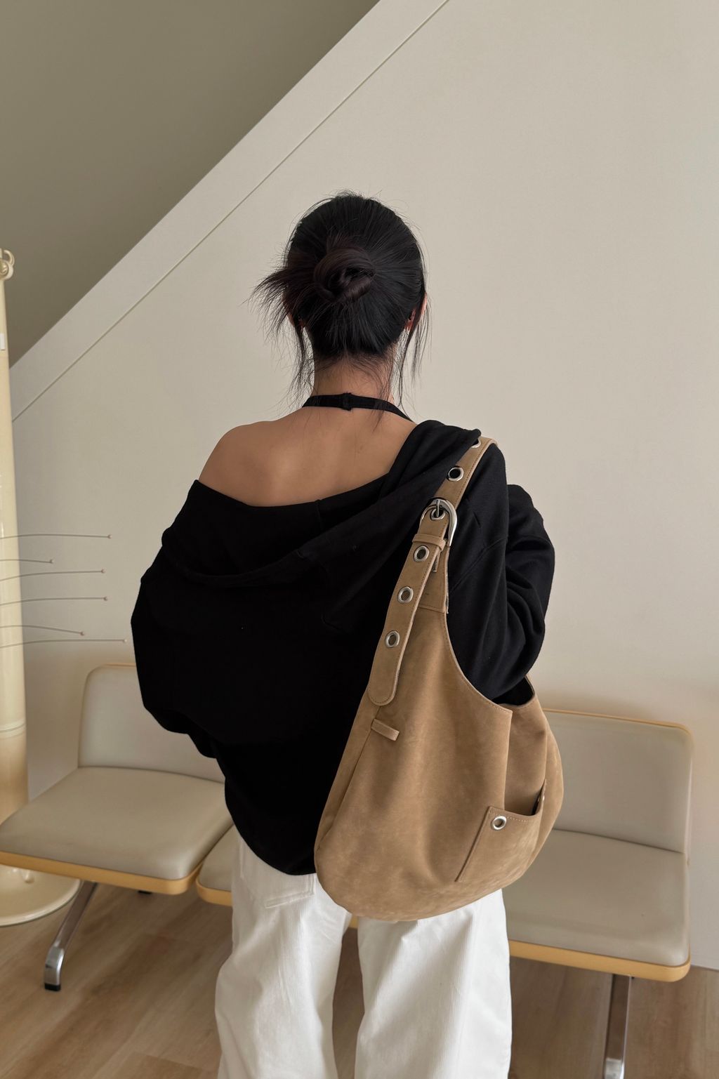 B483F360-E4A8-4BC7-BFB1-0E7E162D1EDC