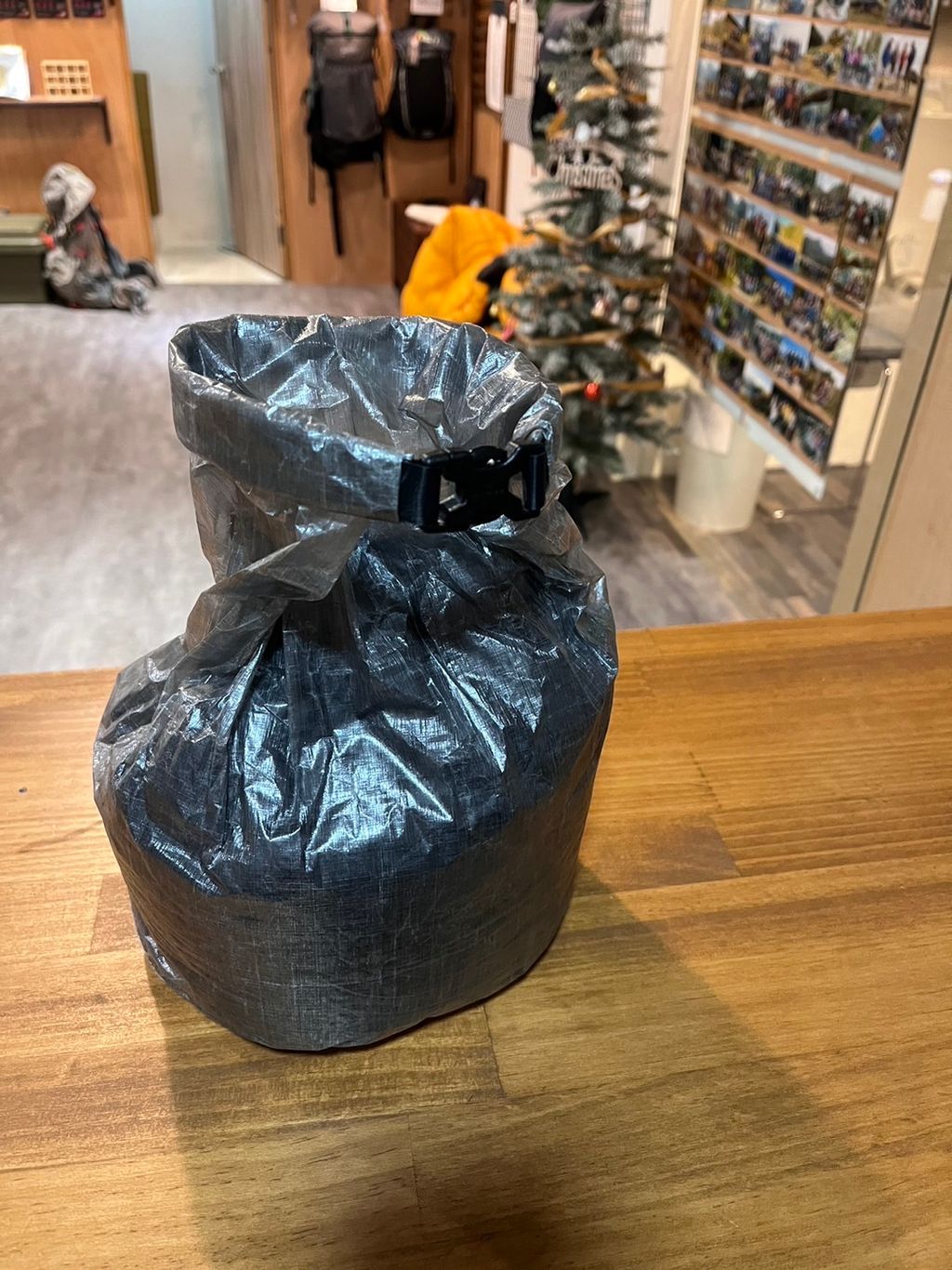 DYNEEMA® Cuben Fiber *Dry sack 8.1 / 10L 抗水壓10,000mm防水乾燥袋 果芮戶外工作室