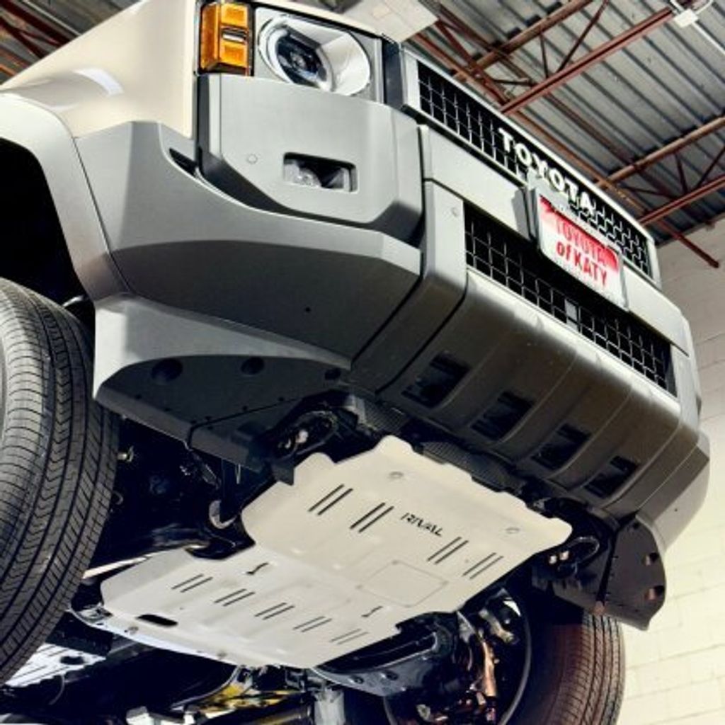 tw-11134207-81ztc-mi5gyj89c0sjdc