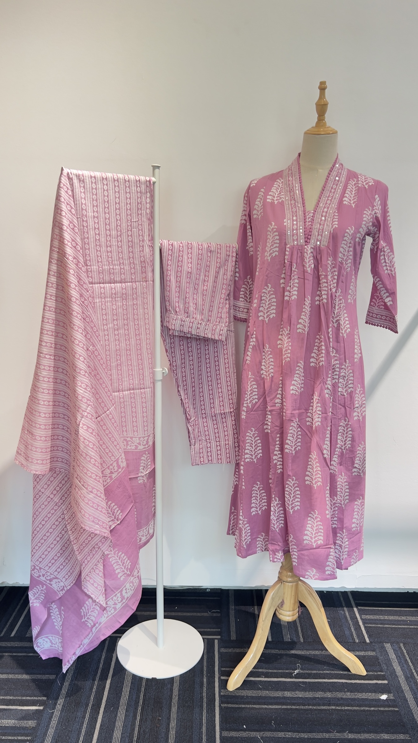 image_0DDC959A-843C-44F5-99BB-8A6D569670B0_1758194622