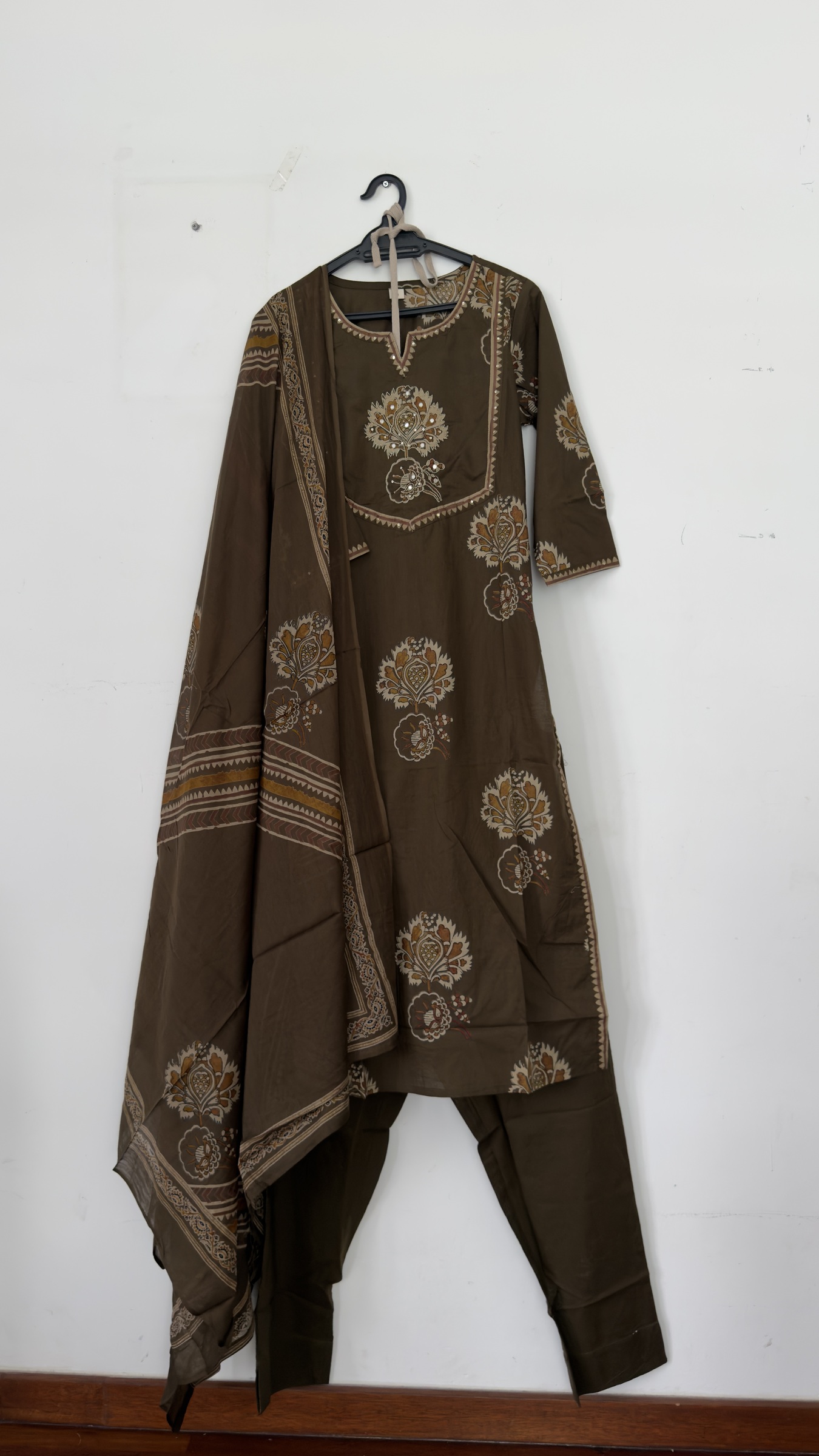 image_051C8F7D-49B4-4B56-BB49-3F181326DD19_1766979224