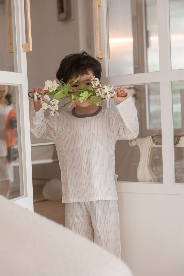 LINE_ALBUM_115春夏形象照_260508_22