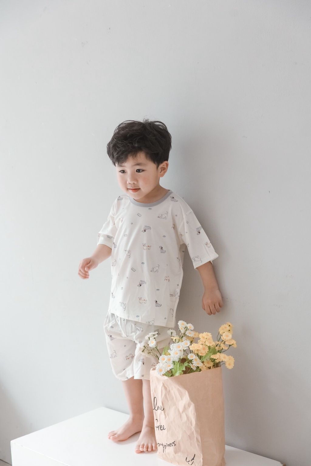 LINE_ALBUM_115春夏形象照_260508_20