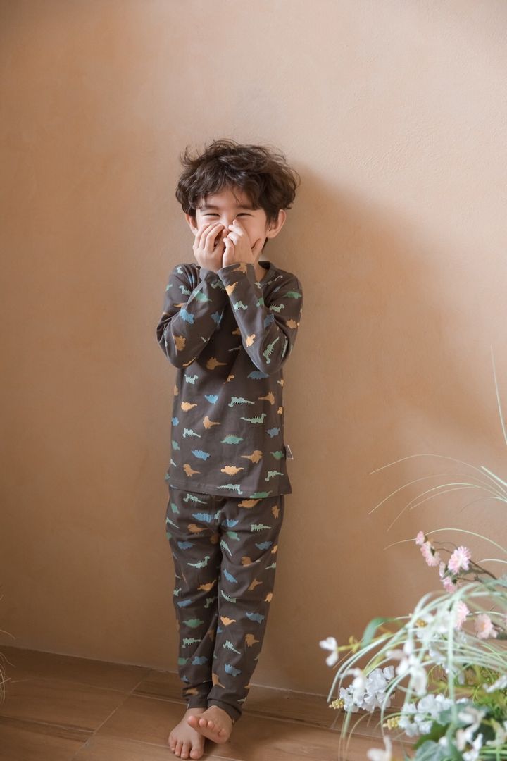 LINE_ALBUM_114秋冬形象照_251201_2