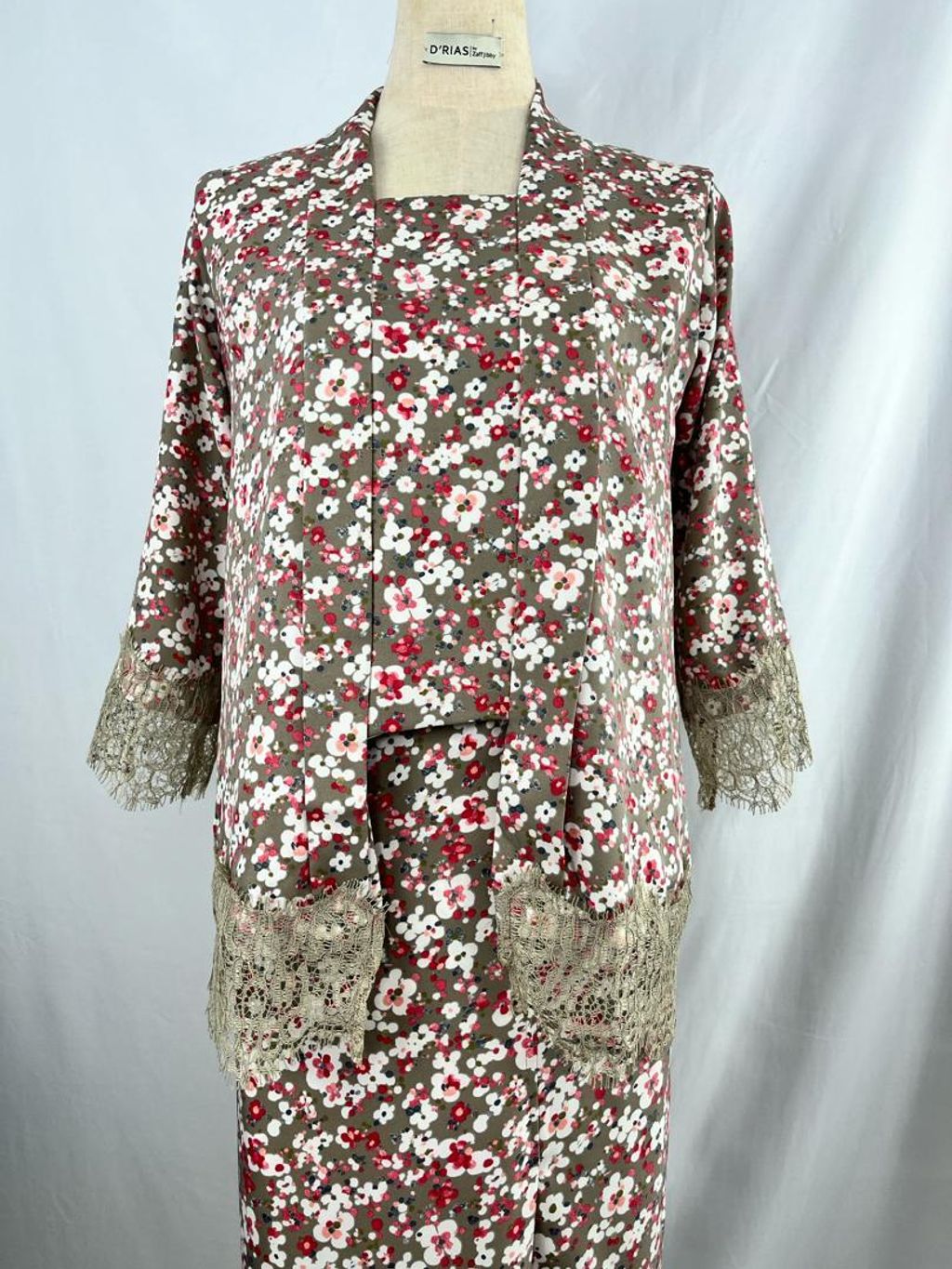 127f12e1-abb5-46ab-a375-7e01ec4cf49c