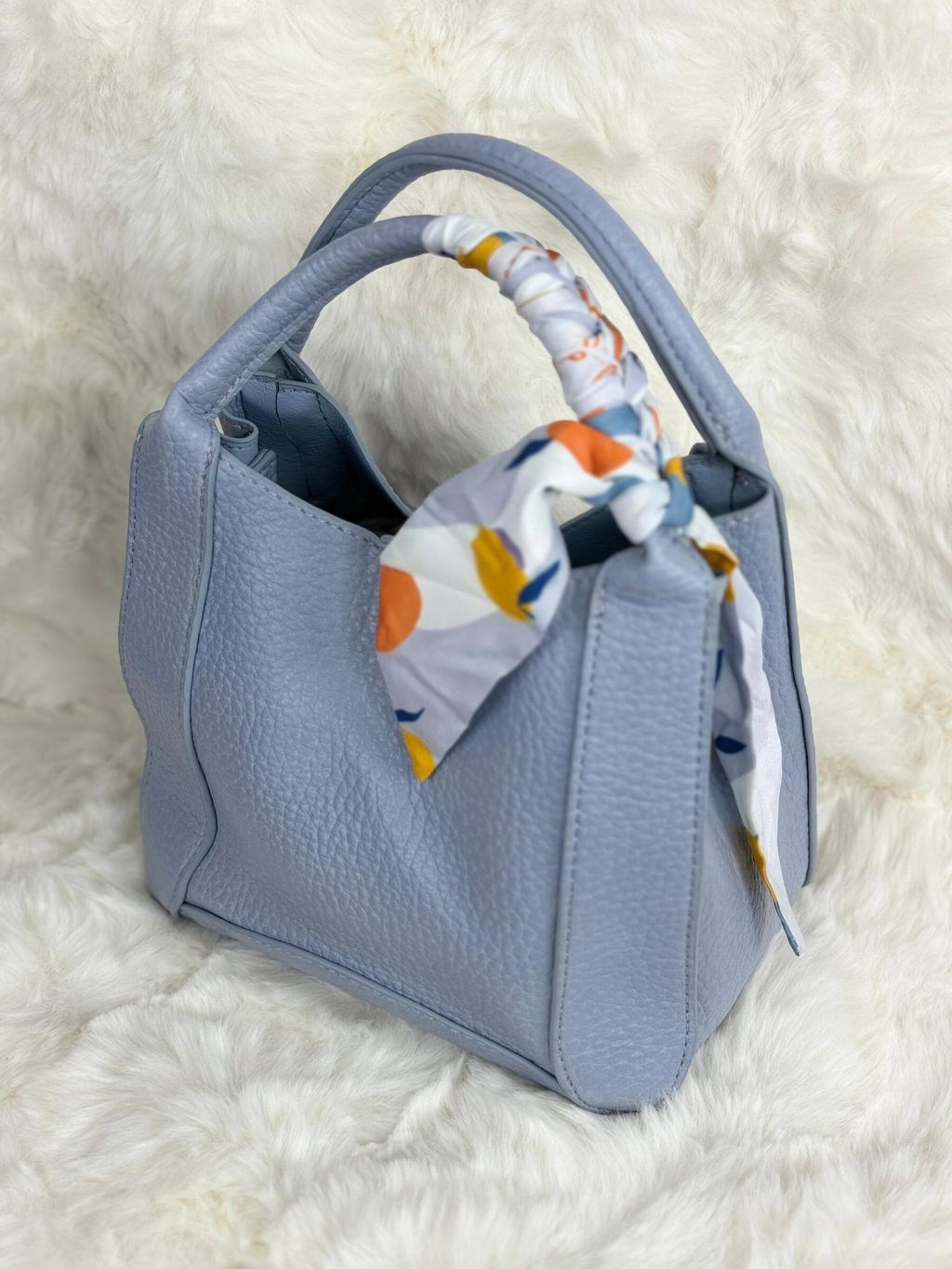 a8b917ed-cf97-42da-8c37-2d1fe1356888