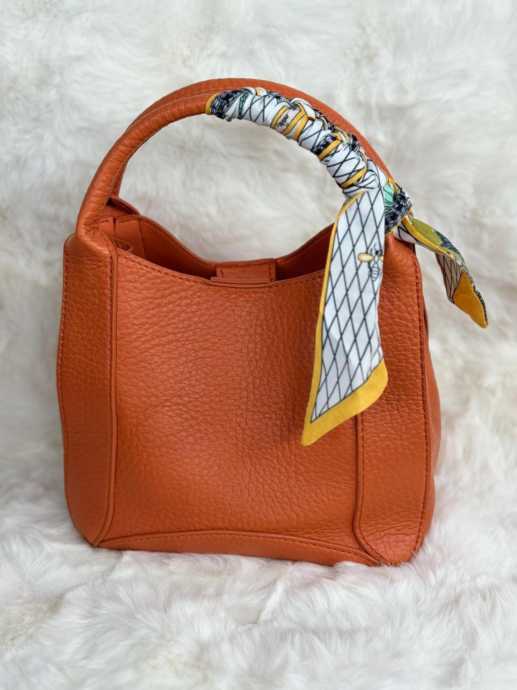 ac1c55f8-63e6-48dc-bf55-4d813961ee74