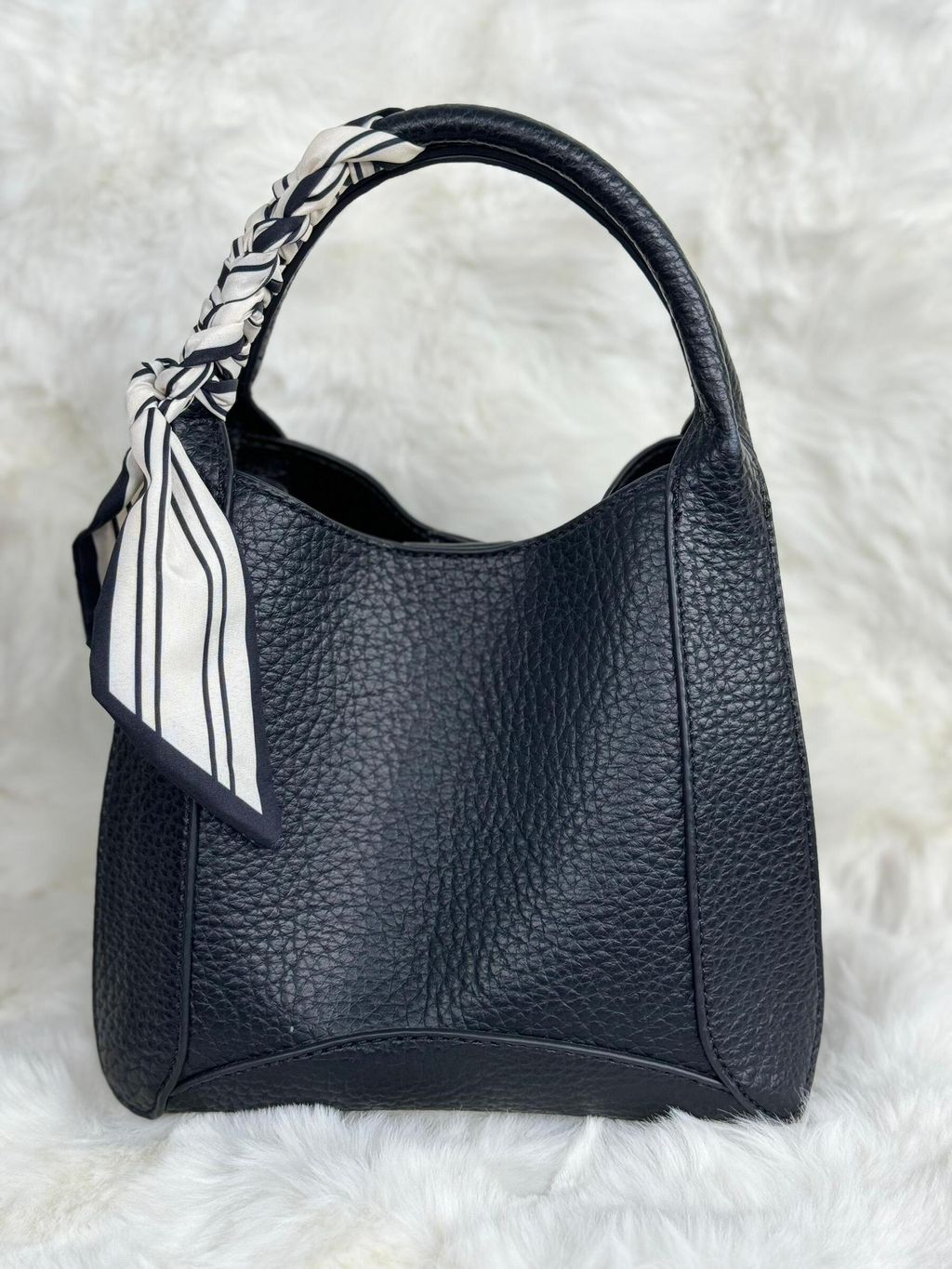 7efaef80-f269-4525-9022-e44c5ad36c38