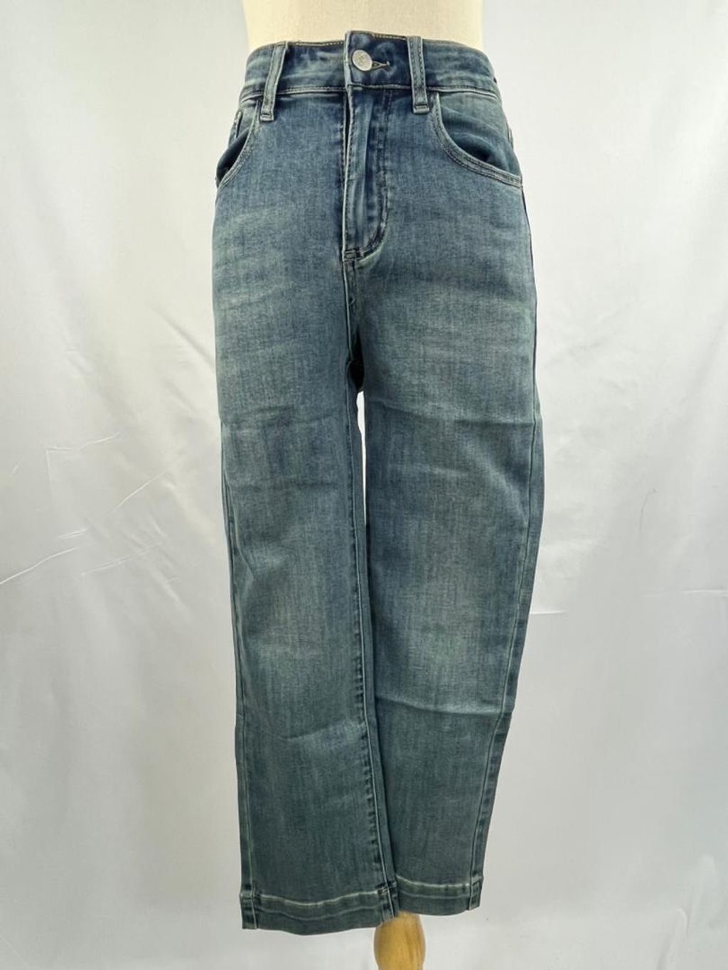 0d86aeeb-3614-4b13-b812-8e97091f80f8