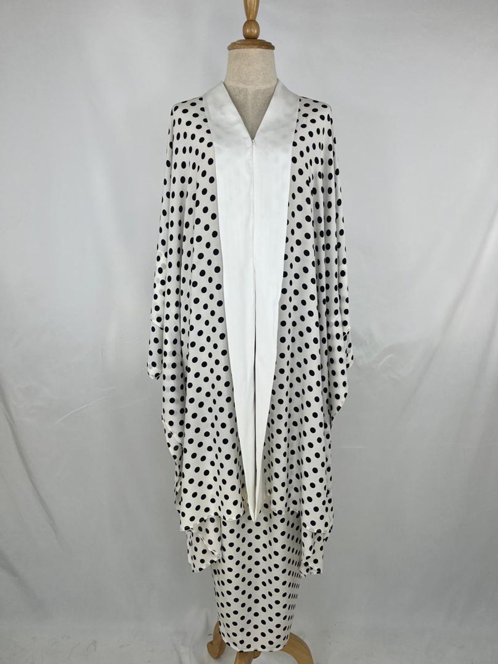 WhatsApp Image 2024-11-05 at 16.04.52 (1)