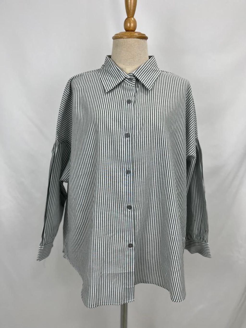 WhatsApp Image 2025-10-08 at 09.42.35 (2)