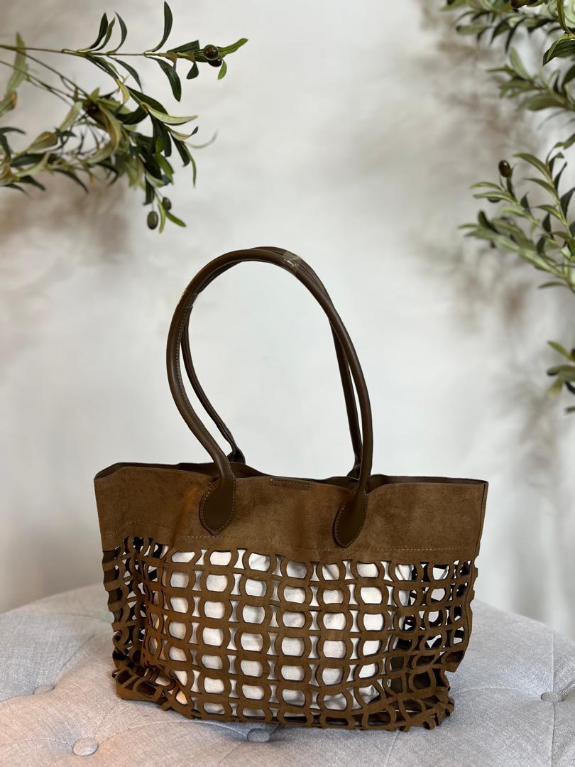 WhatsApp Image 2025-11-02 at 14.41.52 (3)