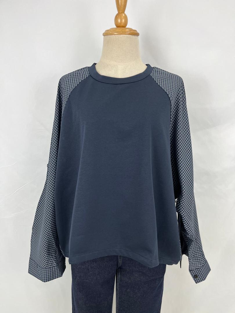 WhatsApp Image 2025-11-01 at 15.34.07 (1)