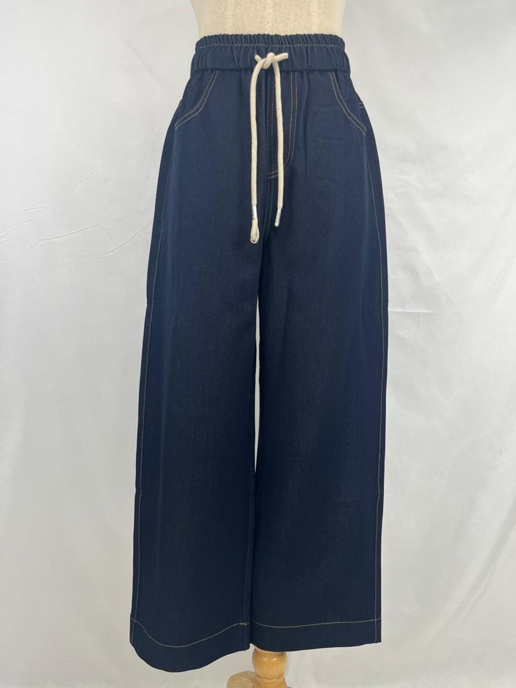 WhatsApp Image 2025-12-16 at 12.50.40