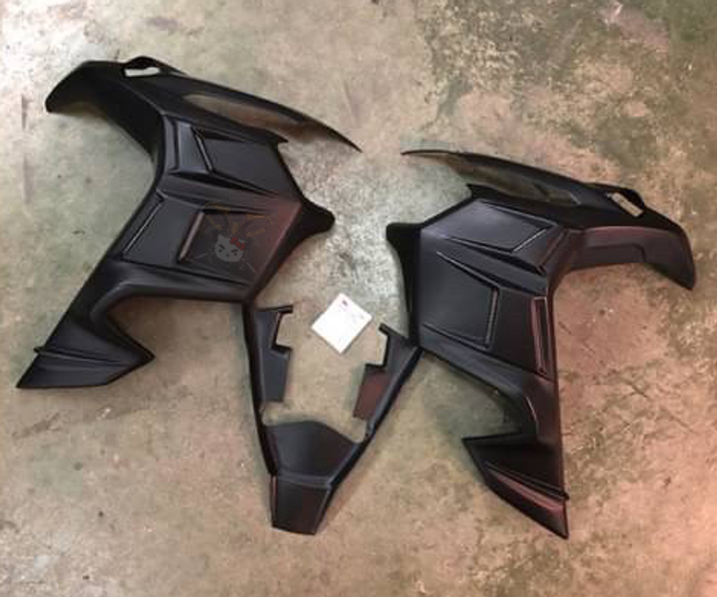 Sporty Front Side Fairings - 3pcs.png