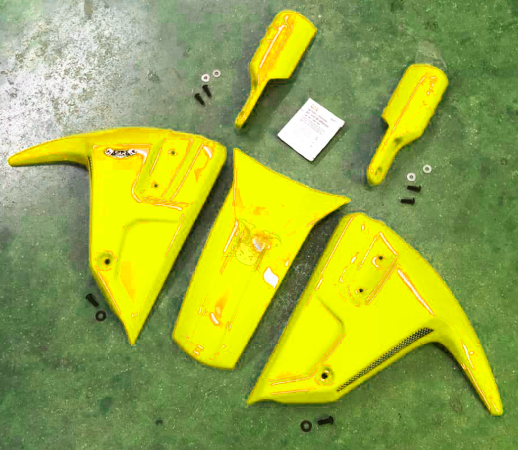 BumbleBee-Yellow-Sporty Front Mudguard Covers-5pcs.png