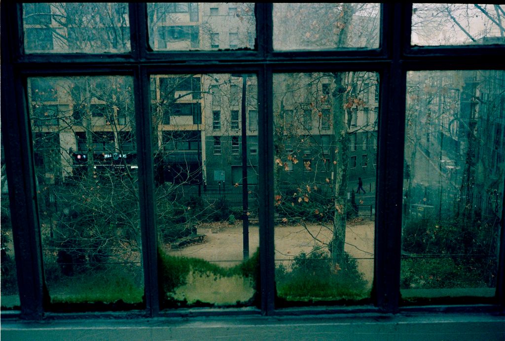 Metro window, Chen-Pang Chang