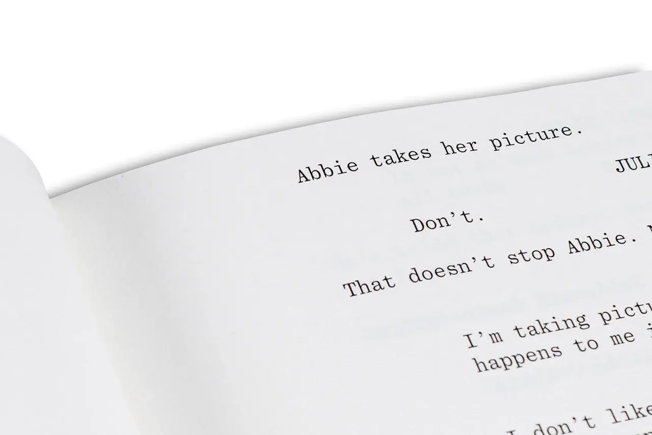 20thCenturyWoman_Detail4