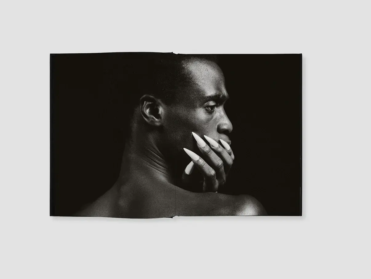 Eric_Hart_Jr_Spread_01
