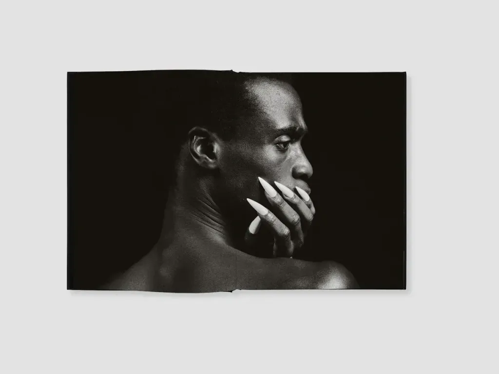 Eric_Hart_Jr_Spread_01