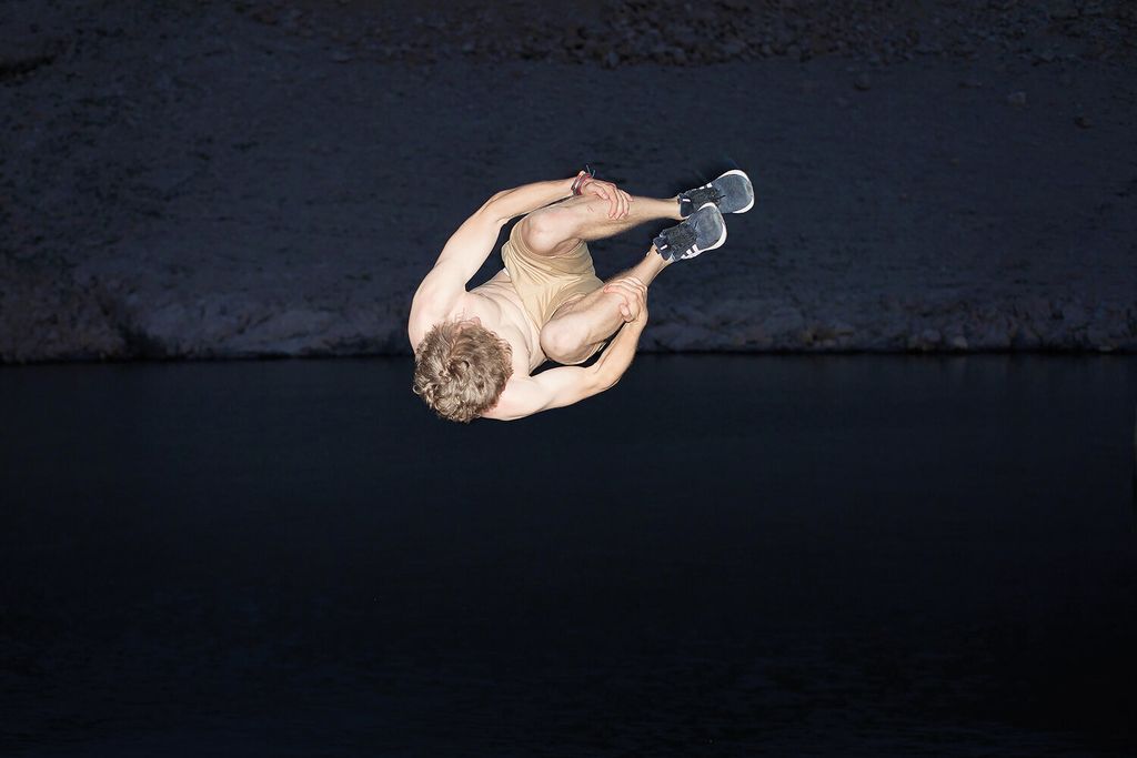 32_Flip-over-Girl_0016