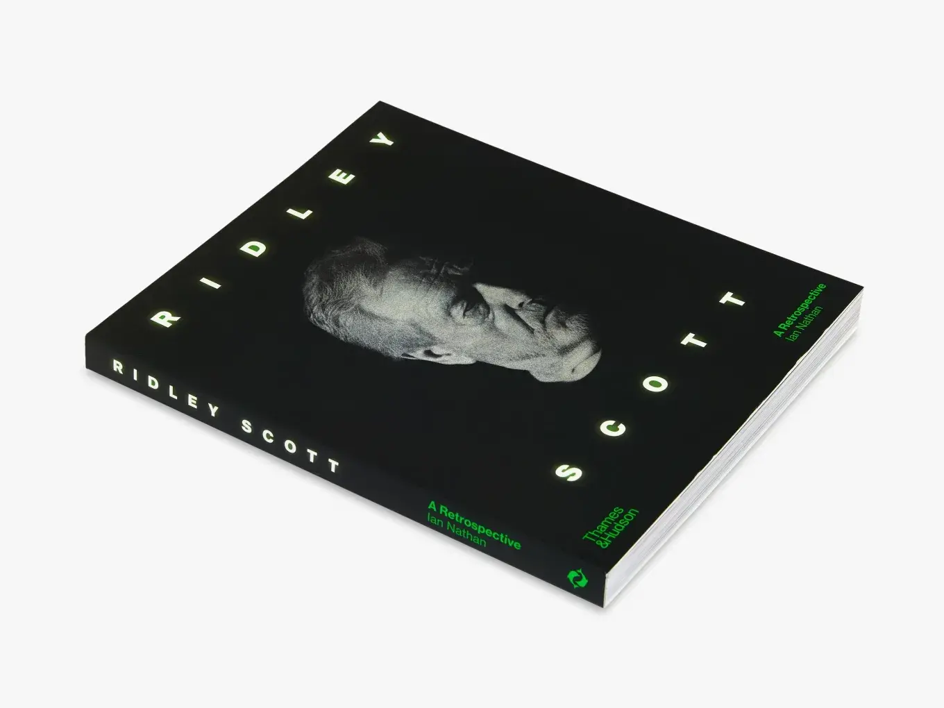 9780500298572_ridley-scott-a-retrospective_capture_packshot2