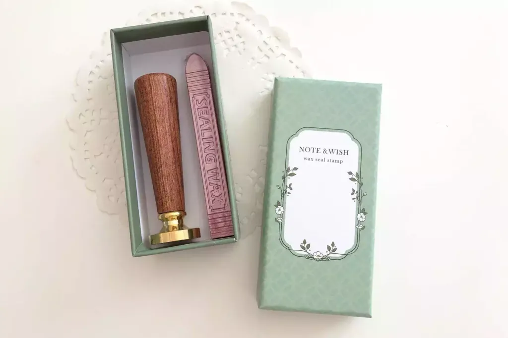note-and-wish-wax-seal-stamps-packaging-2_6a6440a0-c8dd-4854-87f2-cab8a31c0e4e_1376x928