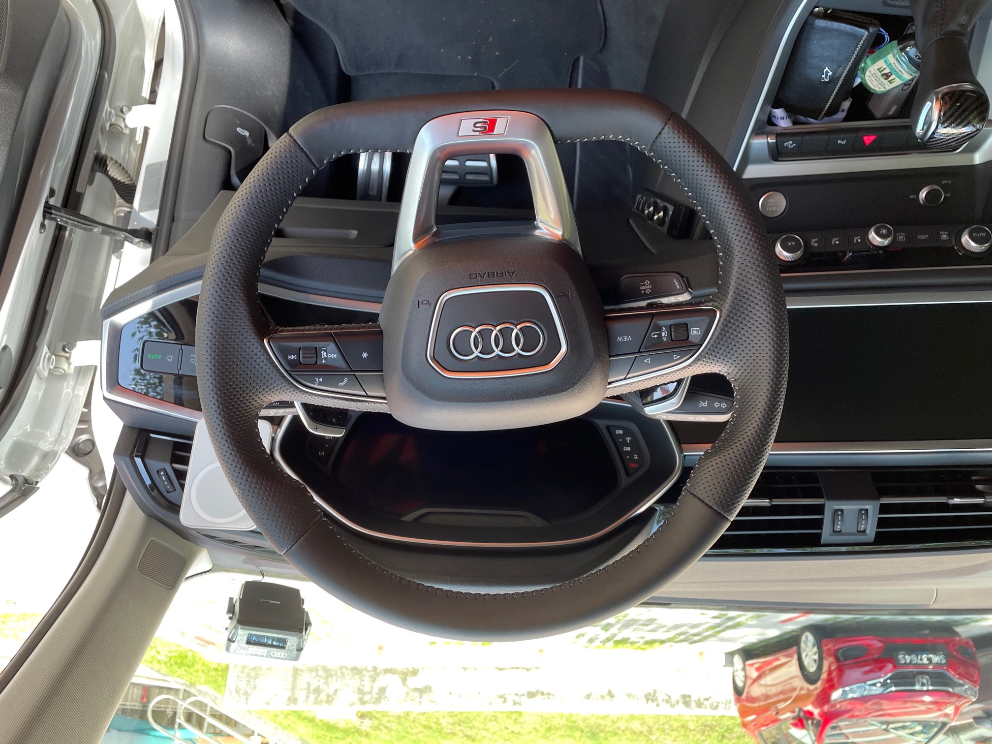 Modhub Steering Wheels - Audi Q3 F3