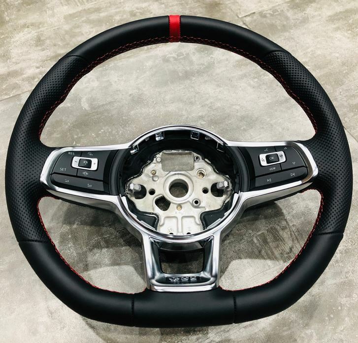 VW GTI wheel2.JPG