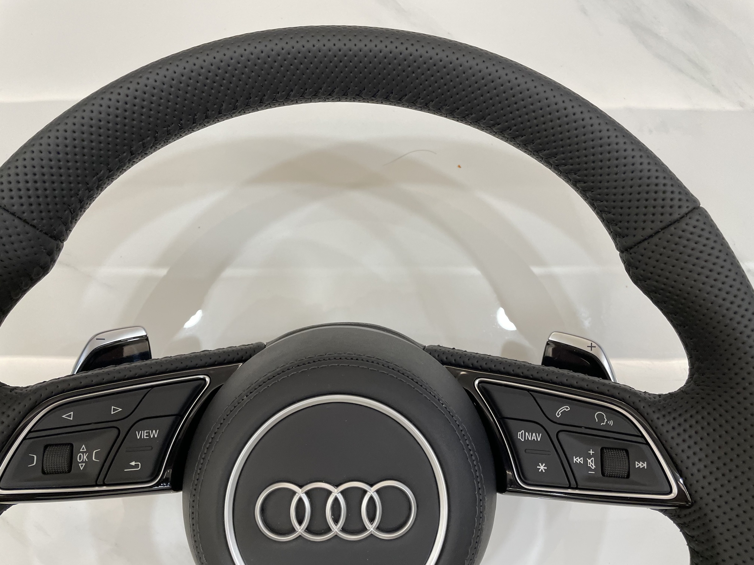 Audi RS Flat Bottom Steering Wheel for Audi A3 8V – Modhub Steering Wheels