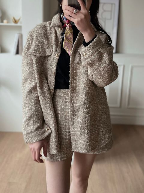 9230F6F3-FB7A-49E5-B658-8AE390750CA4