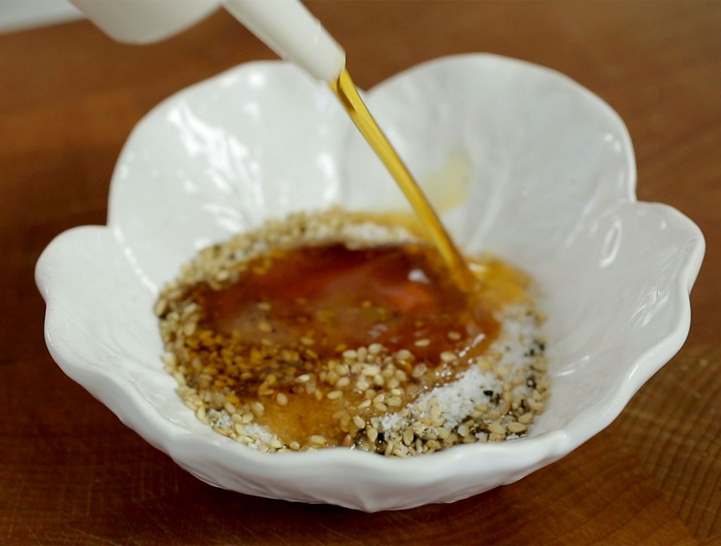 sesame-dipping.jpg