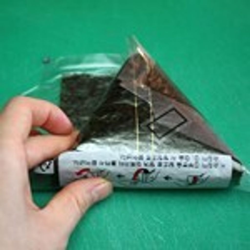 tuna_triangle_kimbap_17-1-1.jpg