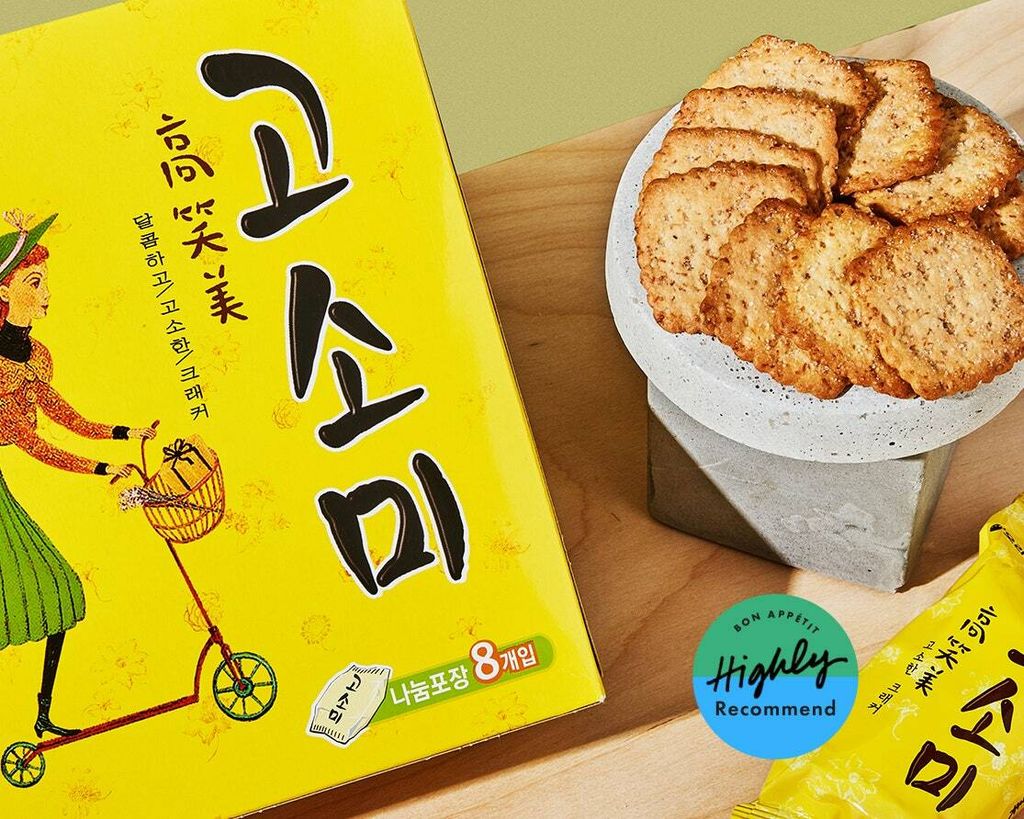 Korea Orion Gosomi Sesame Cracker 70g Korean Sesame Biscuit Sesame