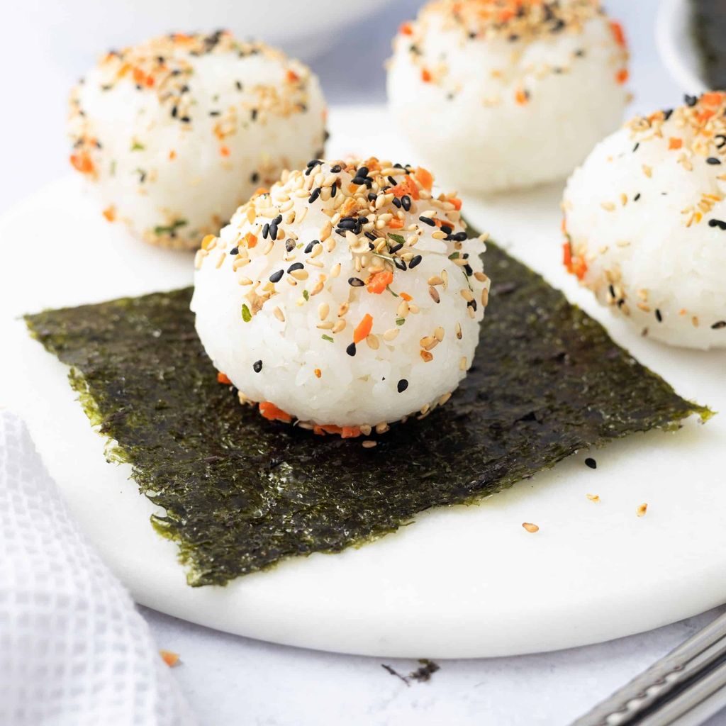 Tuna-rice-balls-14-b-scaled.jpg