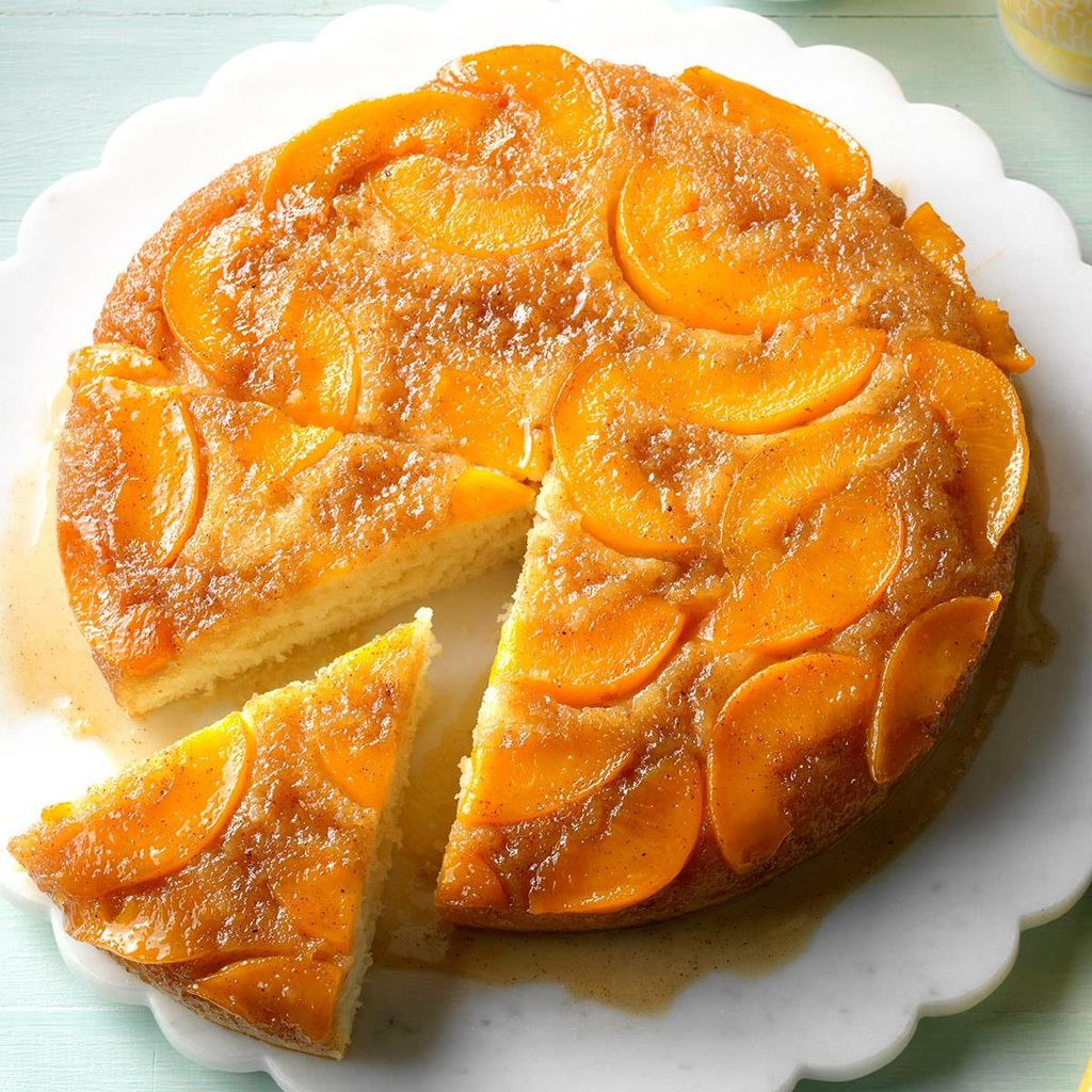 Makeover-Peach-Upside-Down-Cake_EXPS_HCKA19_17195_D10_20_5b.jpg