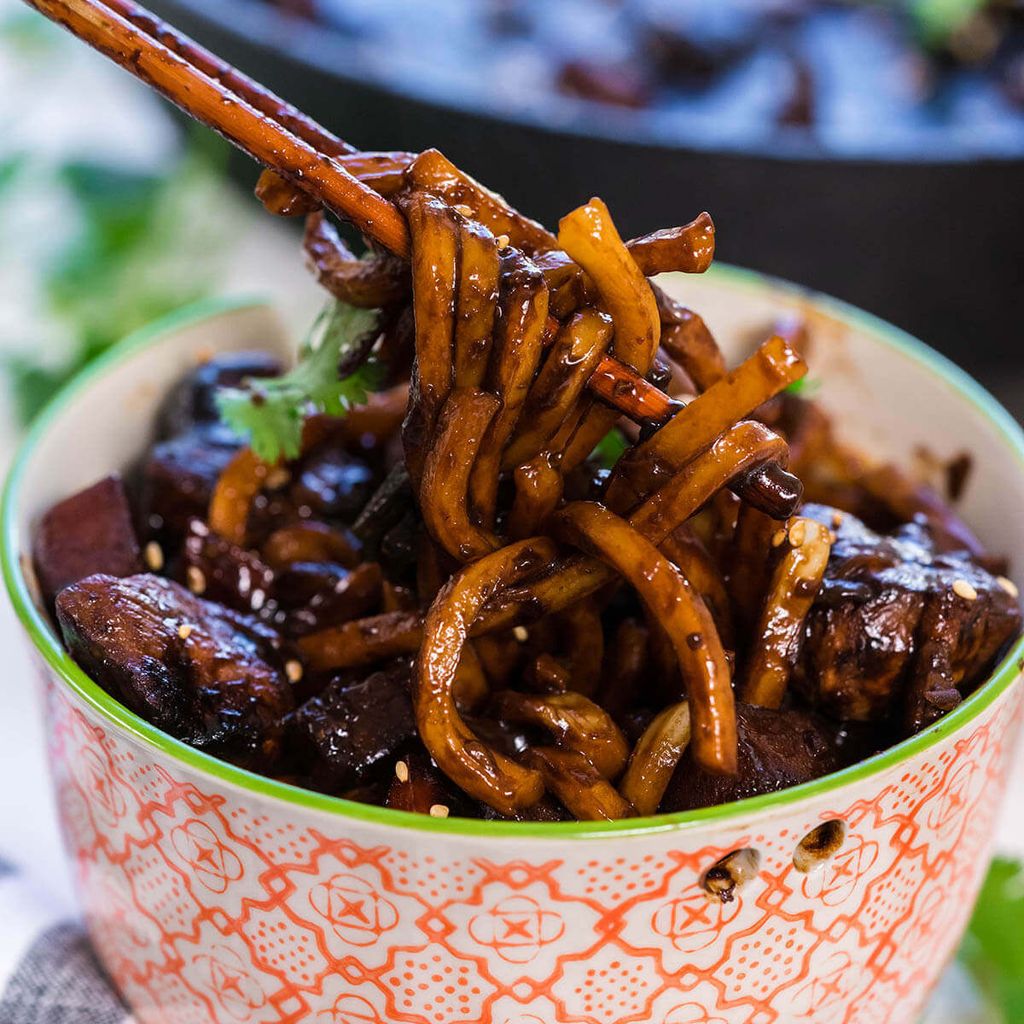 Black-Bean-Noodles.jpg