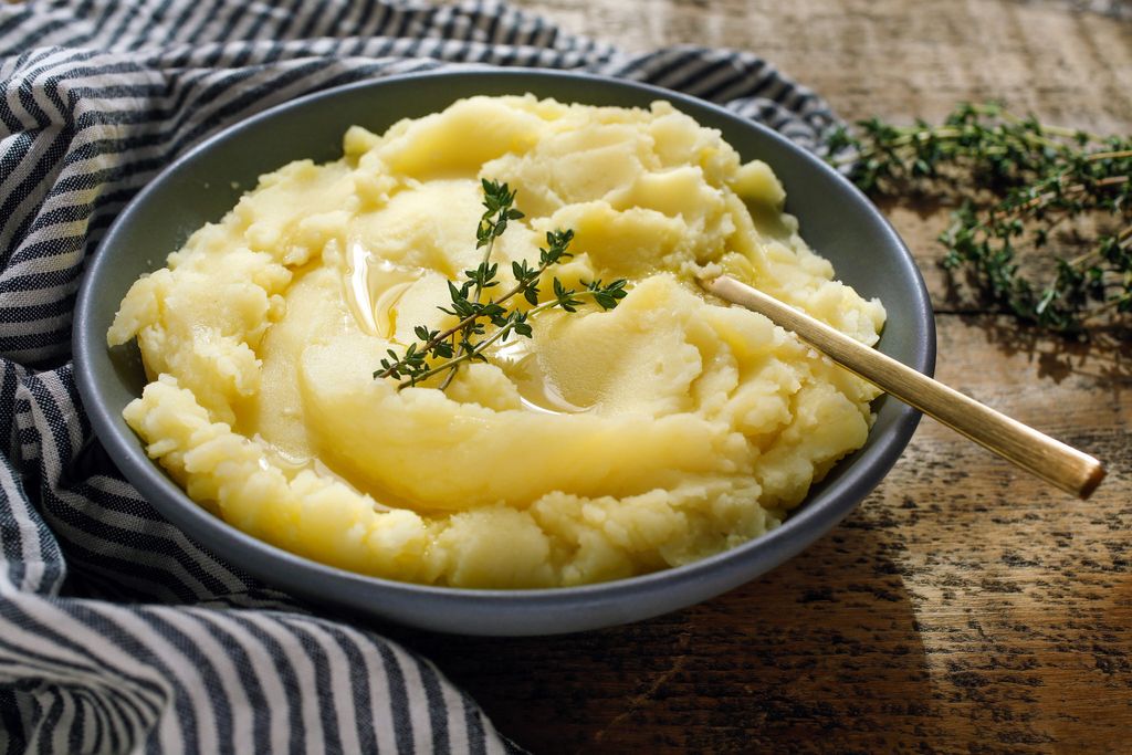 30COOKING-MASHEDPOTATOES1-superJumbo