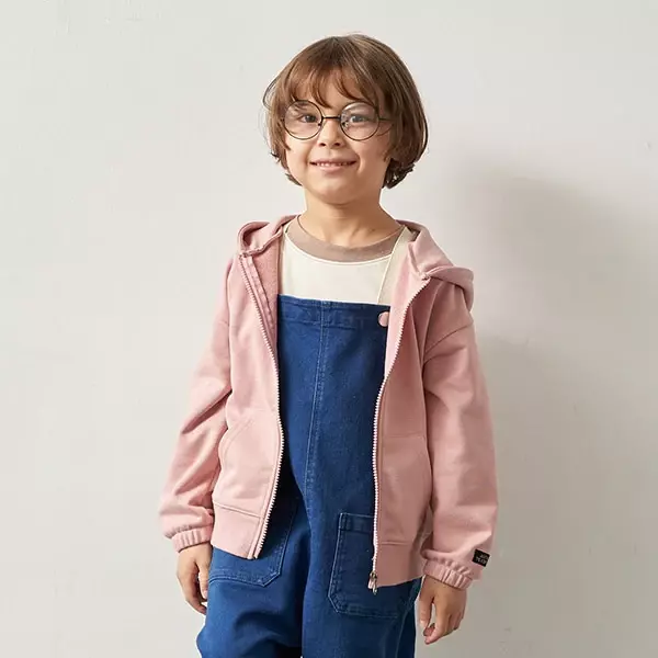 D8A36EA9-F951-4BC1-8CA7-EF0B52D0D8CE