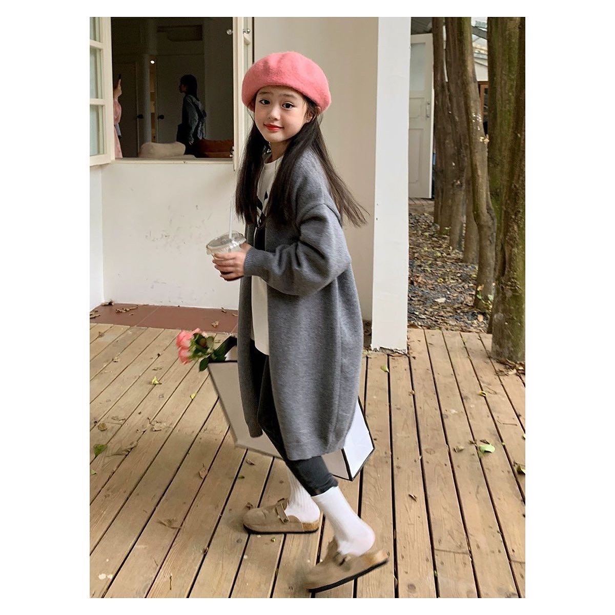 6B810CA3-02EA-4BEF-A835-745B355677CD