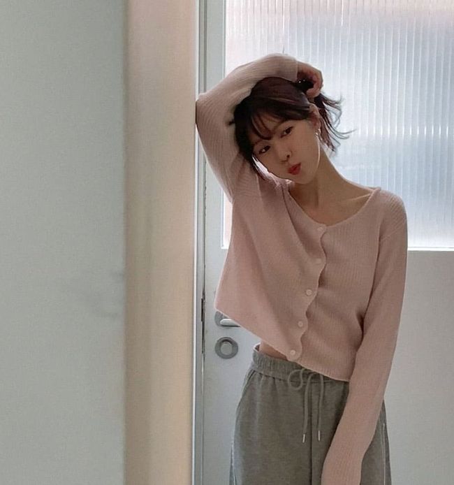 HELLO V |  - DESIGNED IN KOREA