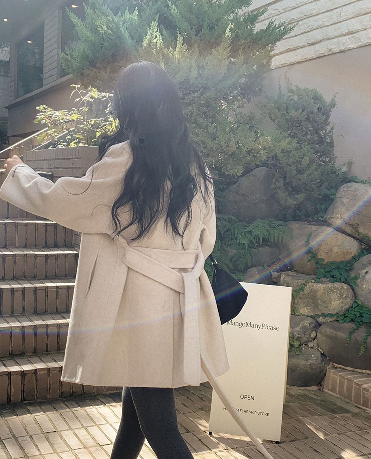 HELLO V | 追蹤粉專送好禮